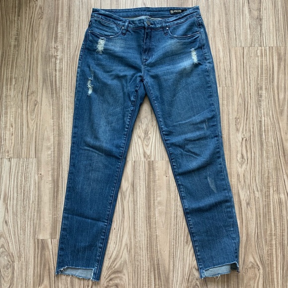 Blank NYC Denim - BLANK NYC Intro Skinny Distressed Jean Sz.29